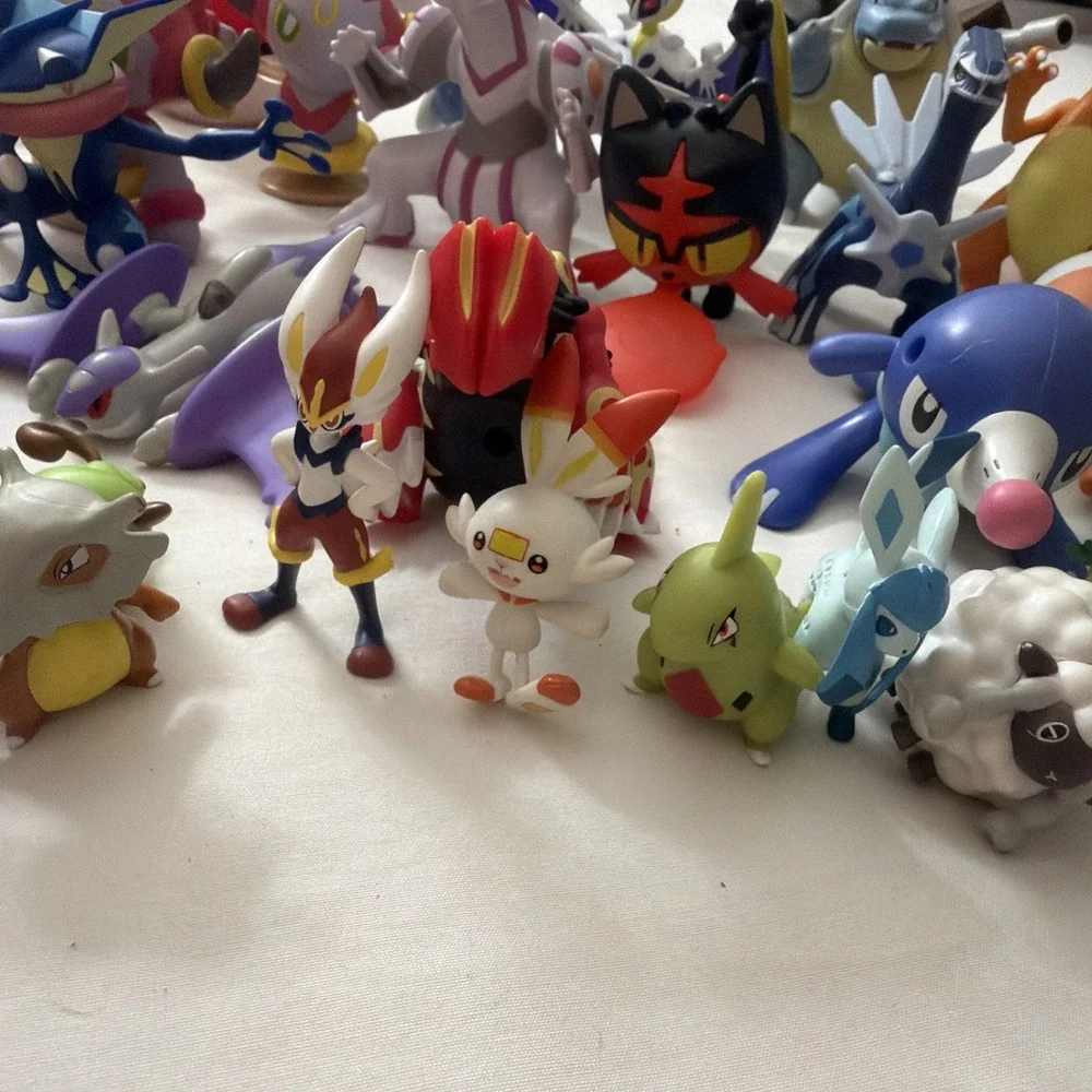 Mixed Lot Of Toys Pokemon Moncolle Figure Lot of 47 TOMY 2007- Present Huge Lots